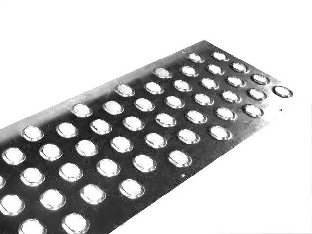 Ihned K Objednání Plech pojezdový VAPP 1000x600x3 mm, s prolisy, žárově zinkovaný plech, materiál S235JR